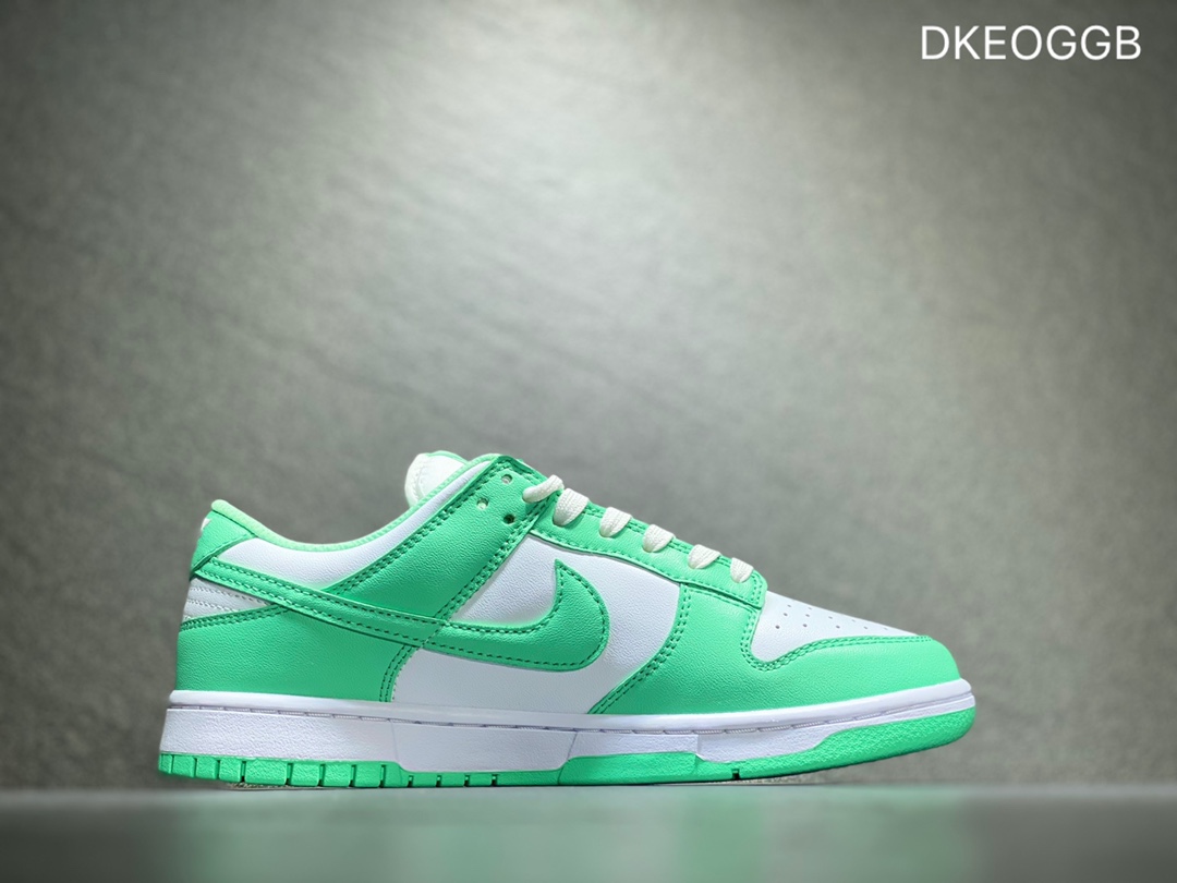 300 NIKE Dunk SB Low 低帮休闲板鞋  DD1503-105