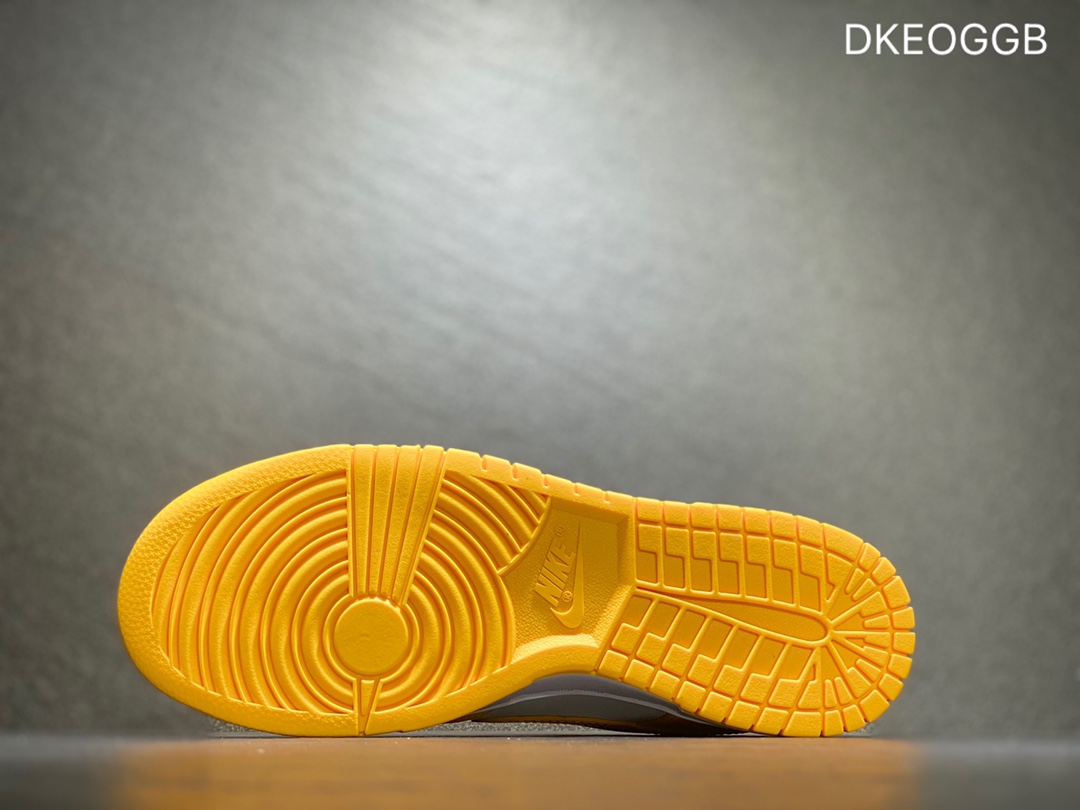 300 NIKE Dunk SB Low 低帮休闲板鞋  DD1503-800