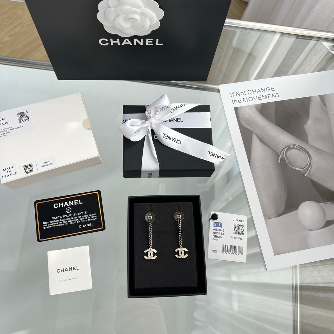 新款☑️CHANEL香奈儿c2双c长款黑钻耳钉耳环