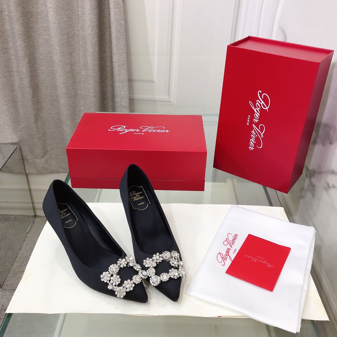 Roger Vivier Escarpins À Talons Hauts Chaussures À Couche Unique Genuine Leather Peau de mouton Soie