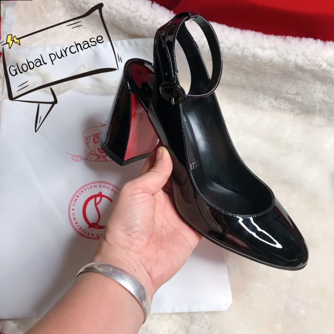 NO:100675,High-end customization Mary Jane retro classic series!  H8.5Cm size 35-42. Standard European code genuine leather big sole-152 black leather, official website synchronization Reference:-152 Color:black Material:patent Lining:red goat leather Heel height:8.5Cm Sole:leather sole Size:EU 35-42 (US 4-11):,,christian louboutin,mary jane,Leather soles19860909高端订制 玛丽珍复古精典款系列！ H8.5Cm尺码35-42码.标准欧码 真皮大底-152黑柒皮,官网同步 Reference:-152 Color:black Material:patent Lining:red goat leather Heel heigh:8.5Cm Sole:leather sole Size:EU 35－42（US 4一11) :,,christian louboutin,mary jane,Leather soles,Women's Shoes