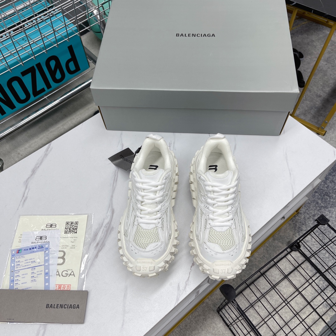NO:165028,450. Spring and summer BALENCIAGA tire shoes latest tire sole retro casual sneakers series launches The Hacker Project series to explore the concepts of originality and appropriation in the fashion industry, pay tribute to inheritance and classics with the brand new series, and use the iconic Balenciaga silhouette and tire abstract sole to create humorous and harmonious new ideas, original one-to-one practice, exclusive private model outsole, authentic full packaging, size 35-45 for women, casual shoes/sports shoes, balenciaga, balenciaga, sneakers19860909450 .春夏BALENCIAGA巴黎世家轮胎鞋最新款轮胎底复古休闲运动鞋系列推出The Hacker Project系列探索时尚界对于原创与挪用的概念、以全新系列致敬传承与经典,以标志性Balenciaga廓形和轮胎抽象大底,碰撞出诙谐又和谐的新创意、原版一比一做法、独家私模大底、正品全套包装、码数女35-45,休闲鞋/运动鞋,balenciaga,balenciaga,sneakers,Women's Shoes