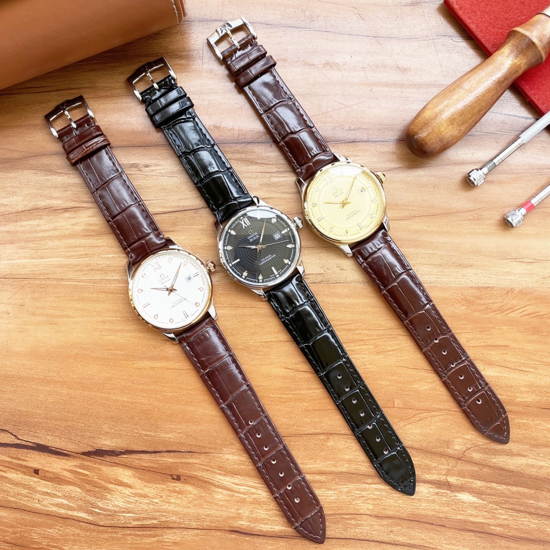 ， 三针精品 简约款式 最新： 欧米茄 Omega 最佳设计独家首发 类型：精品男士腕表 表带：真牛皮表带 机芯：高端全自动机械机芯 镜面：矿物质强化玻璃更高清 品味高雅 浩瀚大气 匠心独运 腕间瑰宝 尺寸：直径41mm厚12mm “},”album_qrcode”:”https://xcimg.szwego.com/code_C2050530995_207830.png