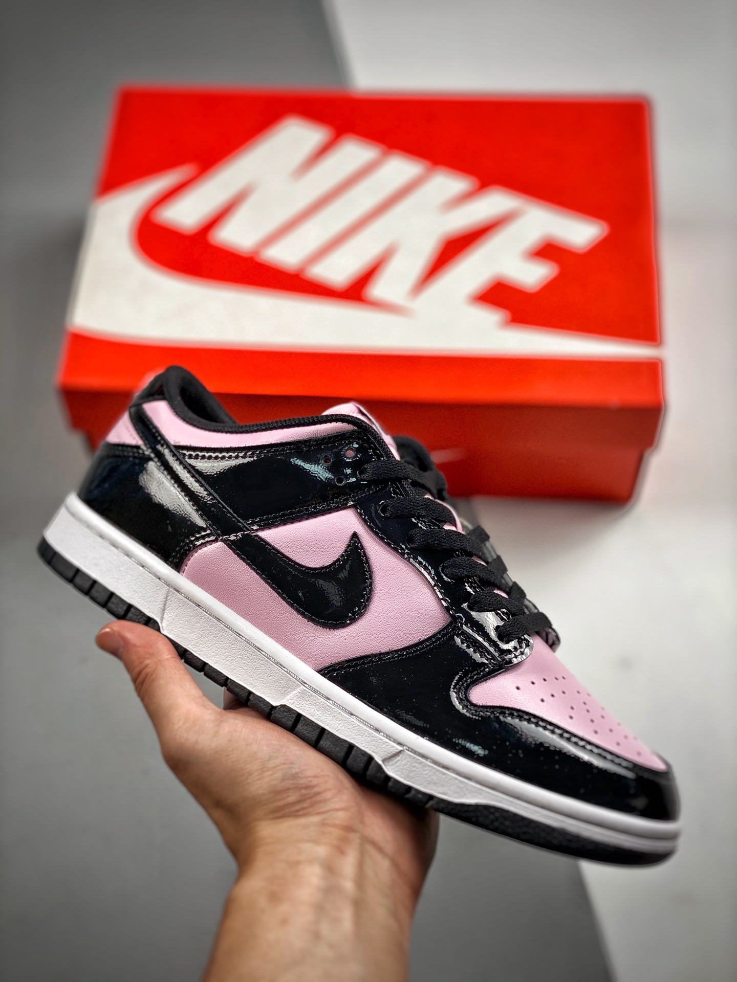 -4 Nk Dunk SB Low Negro rosa Charol Mejor relación calidad-precio Fotografía real primer lanzamiento Material de piel s…