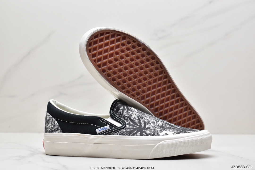 140 万斯 Vans Classic Slip-On 范斯经典格低帮百搭一脚蹬休闲板鞋