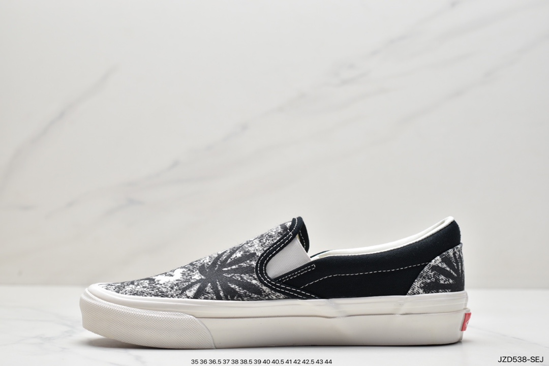 140 万斯 Vans Classic Slip-On 范斯经典格低帮百搭一脚蹬休闲板鞋