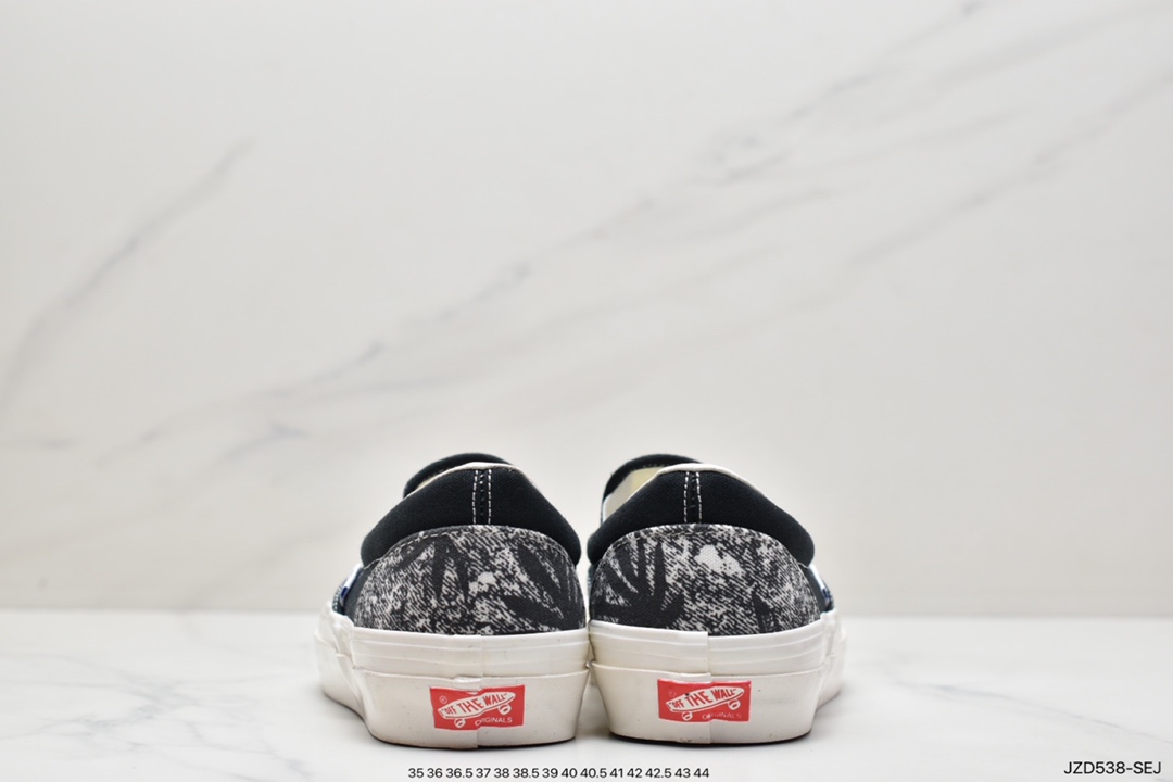 140 万斯 Vans Classic Slip-On 范斯经典格低帮百搭一脚蹬休闲板鞋