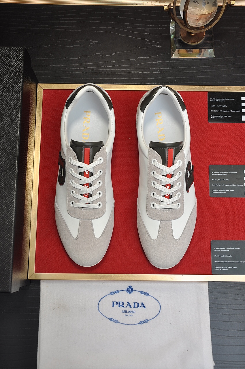 I5 普拉达男鞋高端 官网1：1最新力作：鞋面采用意大利进口原厂面料透气网布内里制作，让行走更加便捷舒适，惊世之作[色]打造时尚个性衬托你的与众不同潮男必备!经典数码:38-4545定做不退换