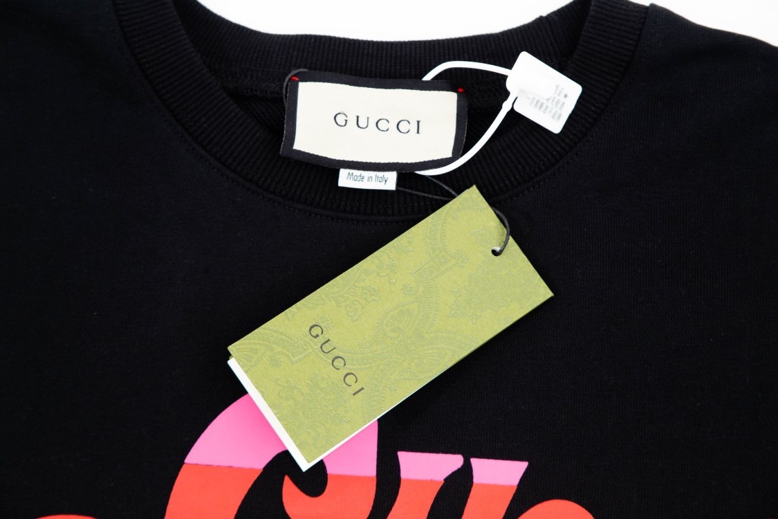 Gucci 古驰经典款彩色字母印花Logo圆领卫衣