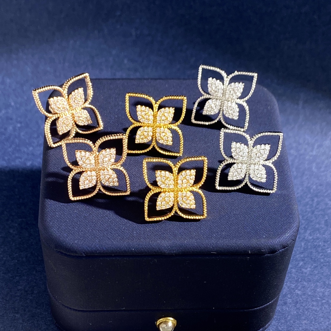 Roberto Coin Love in Verona earrings Yellow gold with clear diamond pave 2 5cm