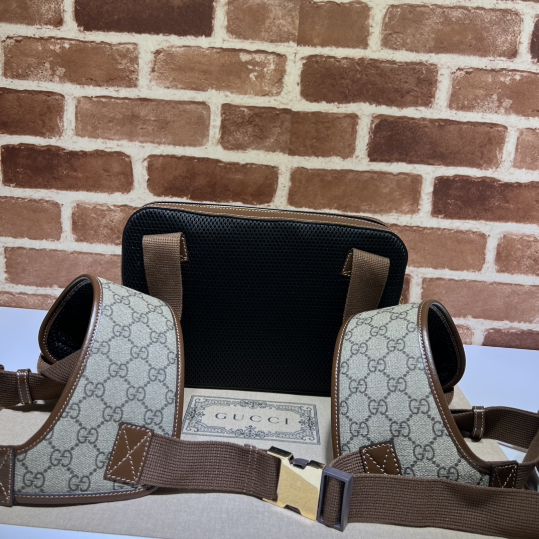 GUCCI古驰棕色双肩包700515