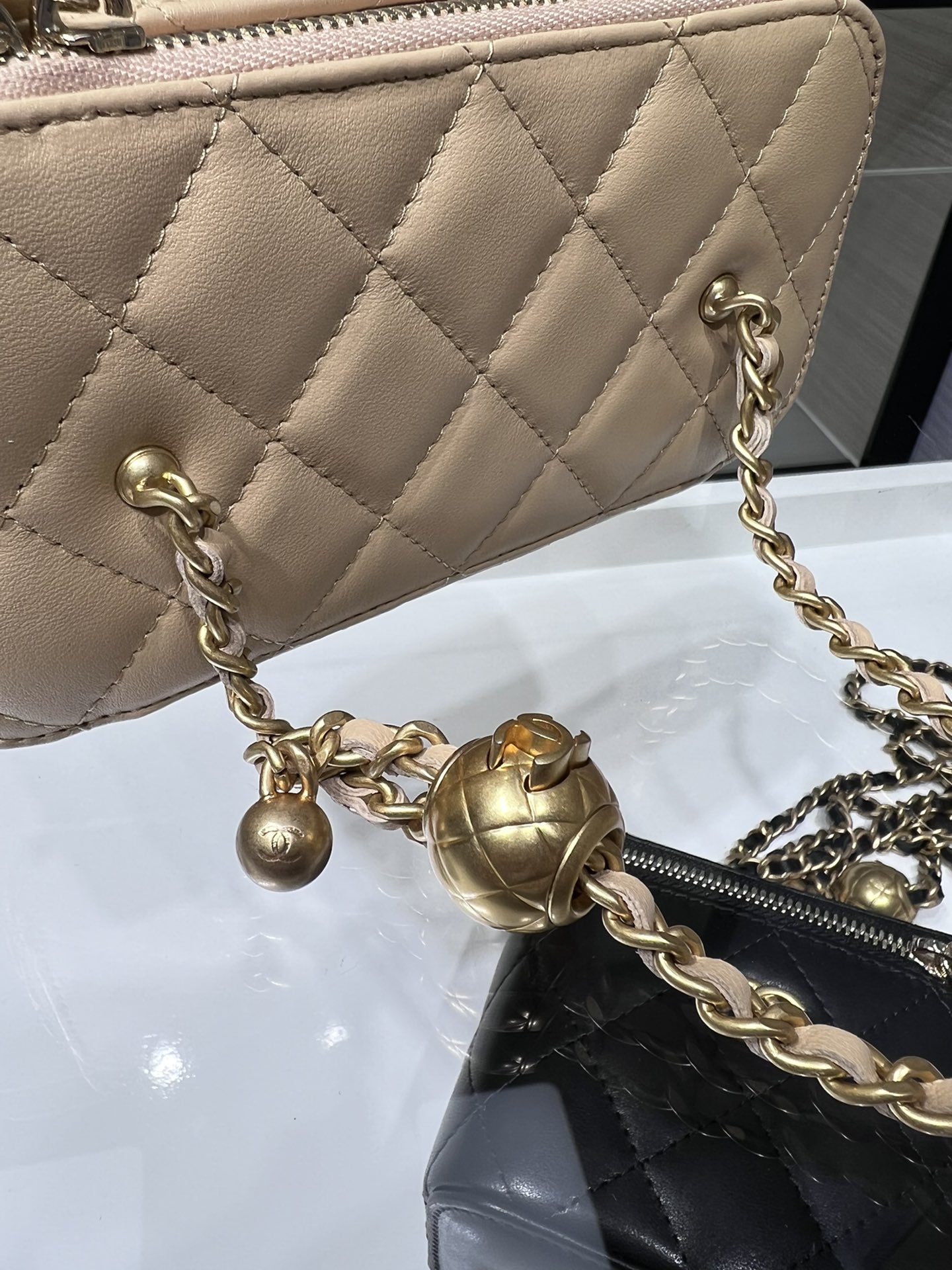CHANEL: New Arrival: Adjustable Chain Rectangular Gold Ball Vanity Case - Bag 4