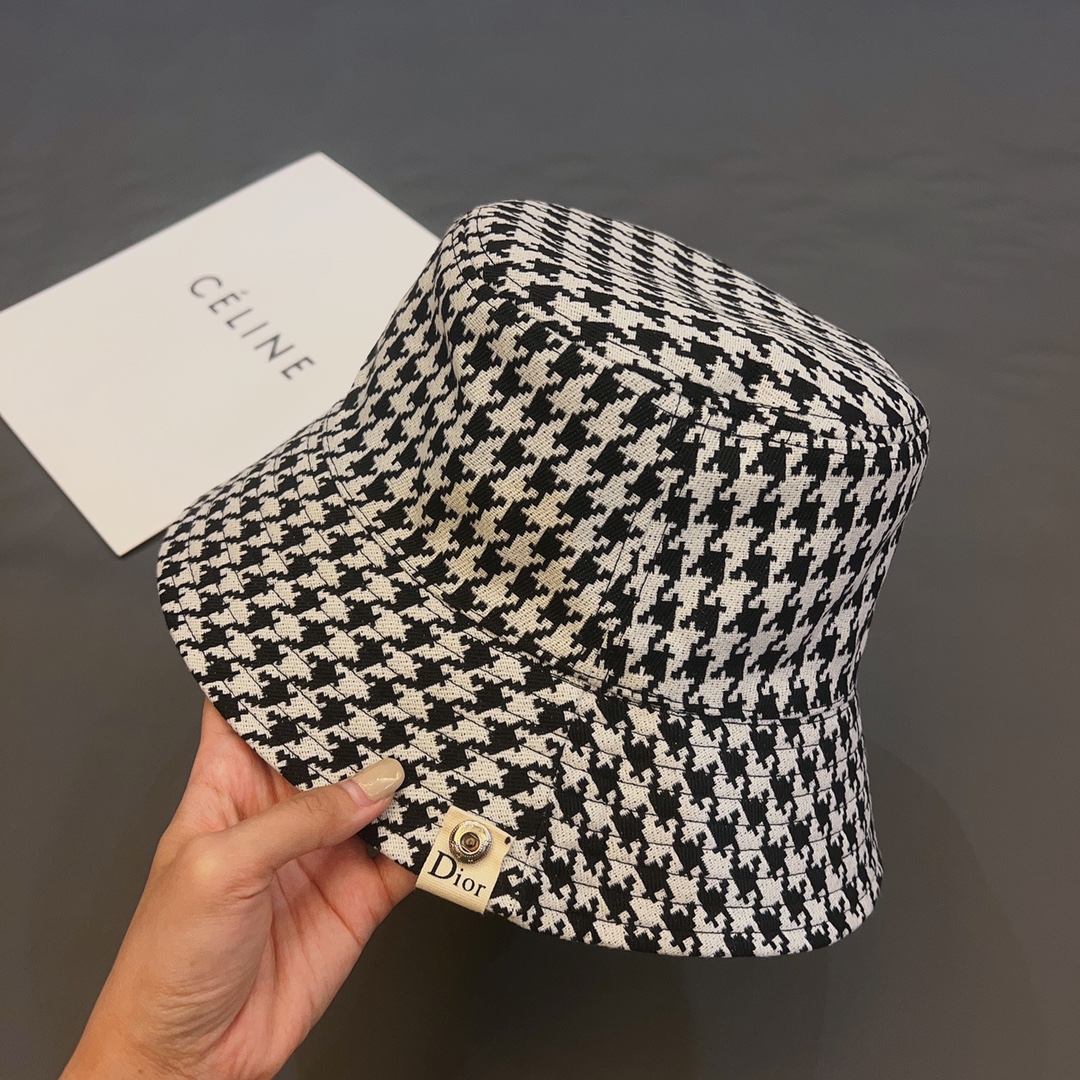 Dior迪奥2022新款双面渔夫帽