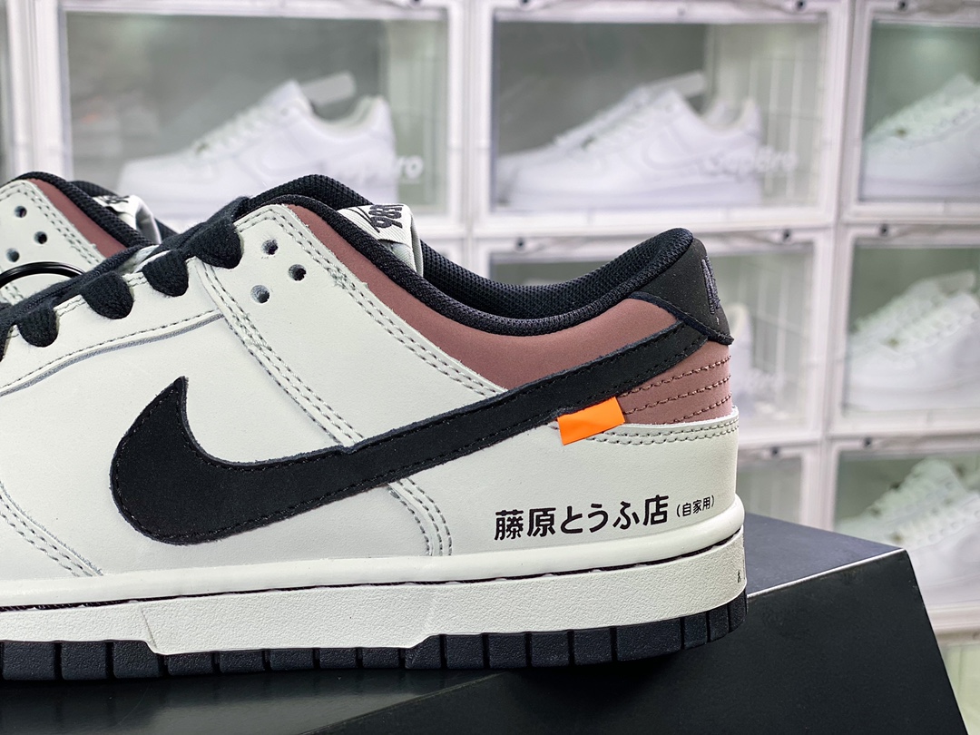 320 男《头文字D》x SB Dunk Low”INITIAL D/Toyota AE86”扣篮系列低帮休闲运动滑板板鞋“米白黑紫藤原拓海”DD1391-107