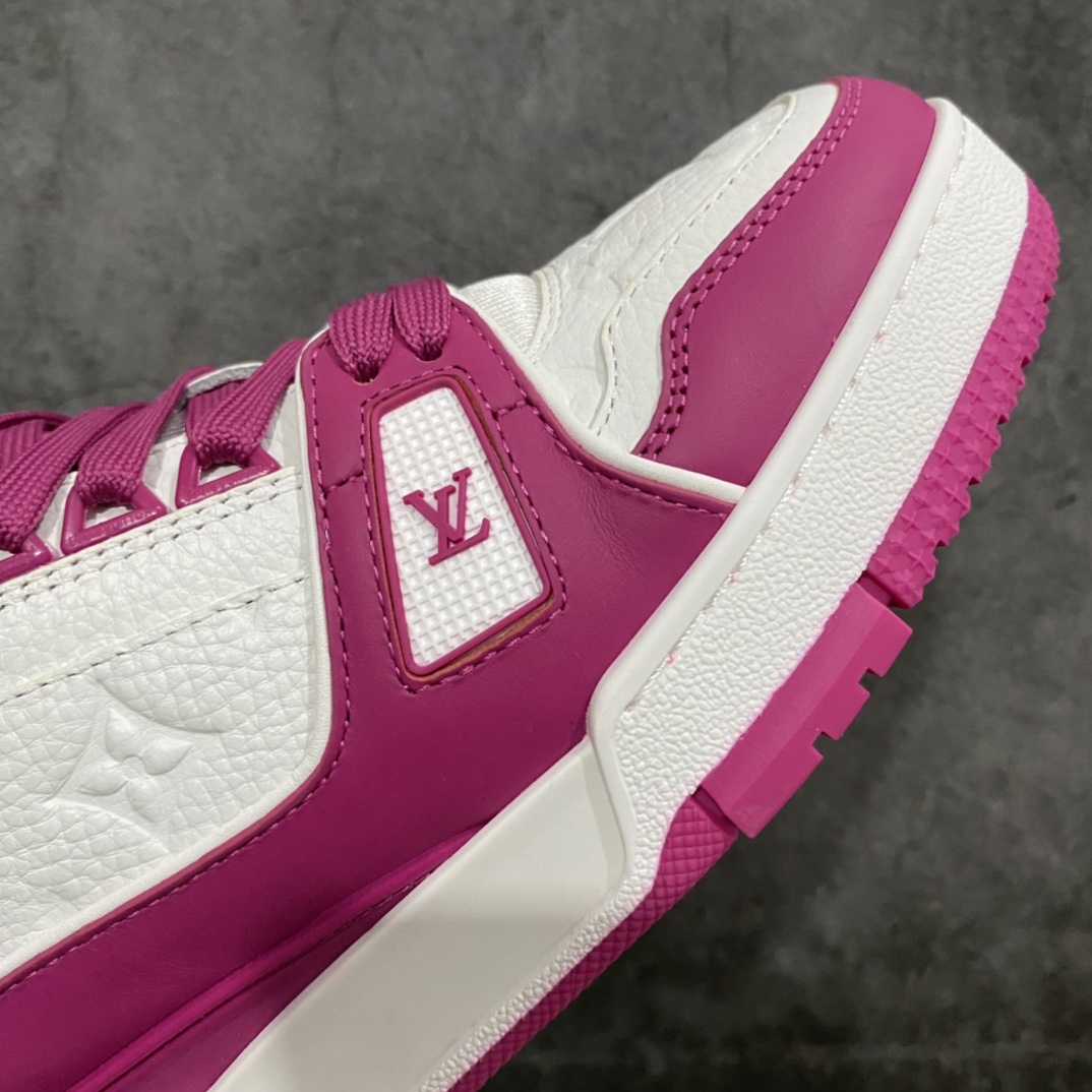 图片[6]-莞产最强版 LV Trainer白红 广州顶级版本 细节实拍如下所见即所得 非莆田档口货 可随意对比细节鞋型 无需过多文案描述 所有细节均可对标正品 原厂鞋舌尺码标 正确烫金字体 鞋舌厚度柔软度同步正品 原厂织麦标 一针一线纹路均同步正品 原厂刺绣立体饱满同步正品 原厂烫金手写logo 立体饱满有光泽 鞋头原厂皮料细腻柔软 原厂魔术贴 纹路清晰 原厂数据 字体粗细 大小光泽度同步正品 原厂空胶工艺 并非开胶同步正品 原厂中底布 logo清晰 原厂工艺爆裂效果 自然不刻意 一个后跟足矣秒杀所有 尺码：36-45-选品中心