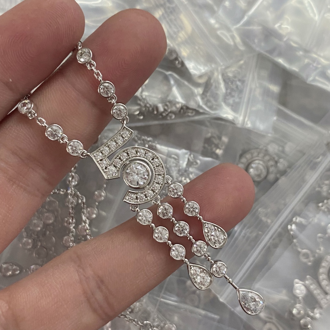 Chanel Jewelry Necklaces & Pendants