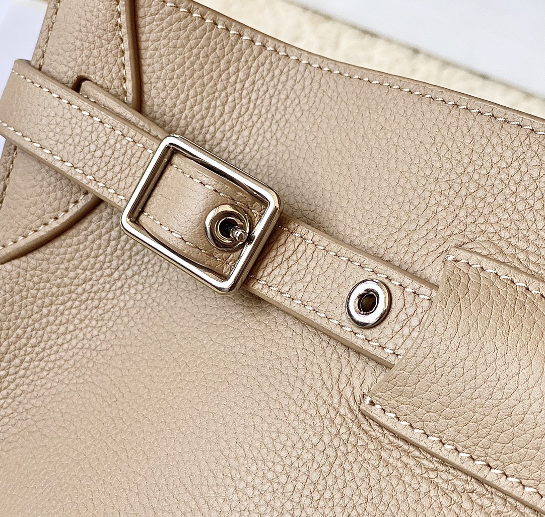 CELINE赛琳进口原版荔枝纹牛皮水桶包189750