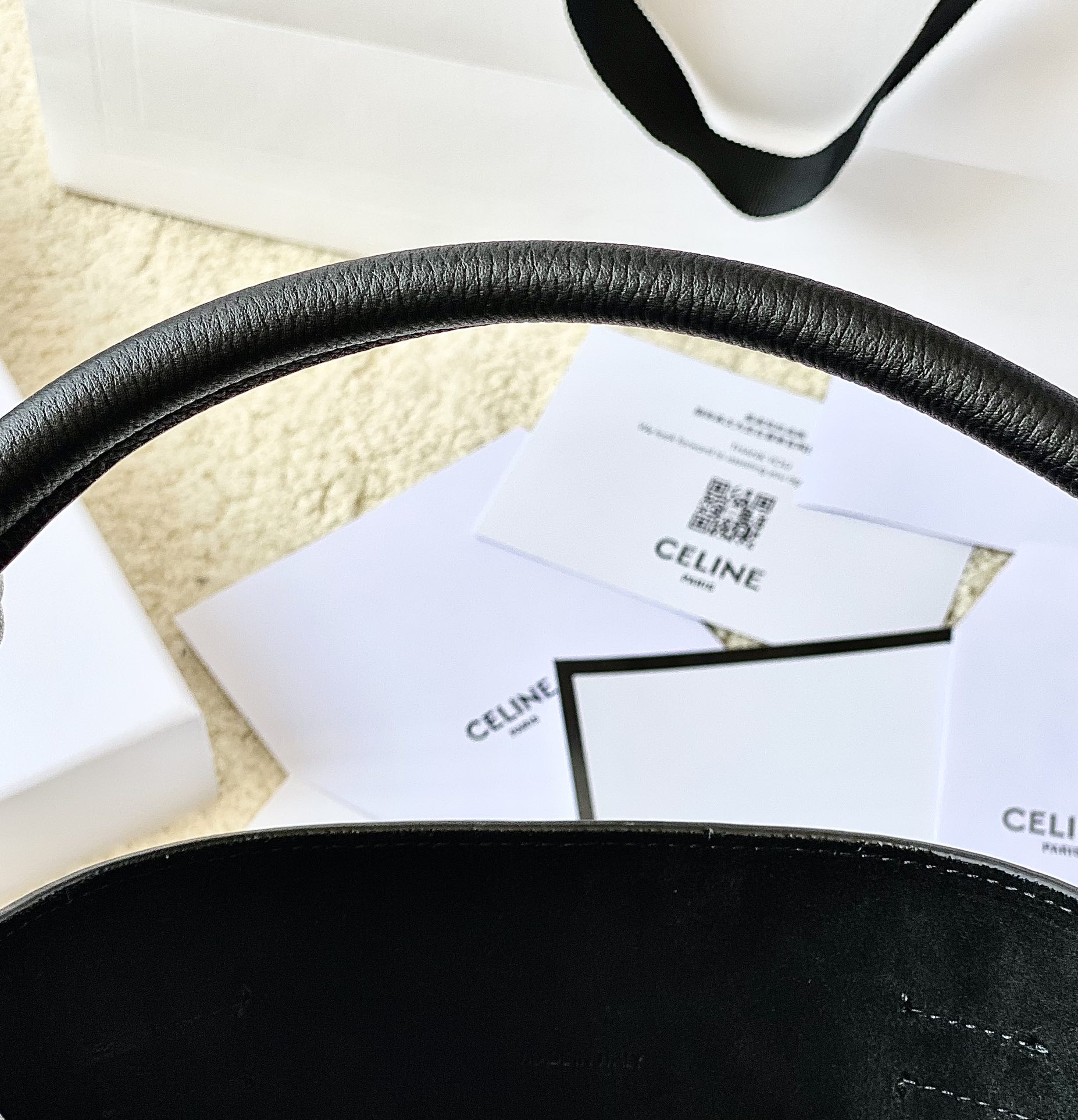 CELINE赛琳进口原版荔枝纹牛皮水桶包189750