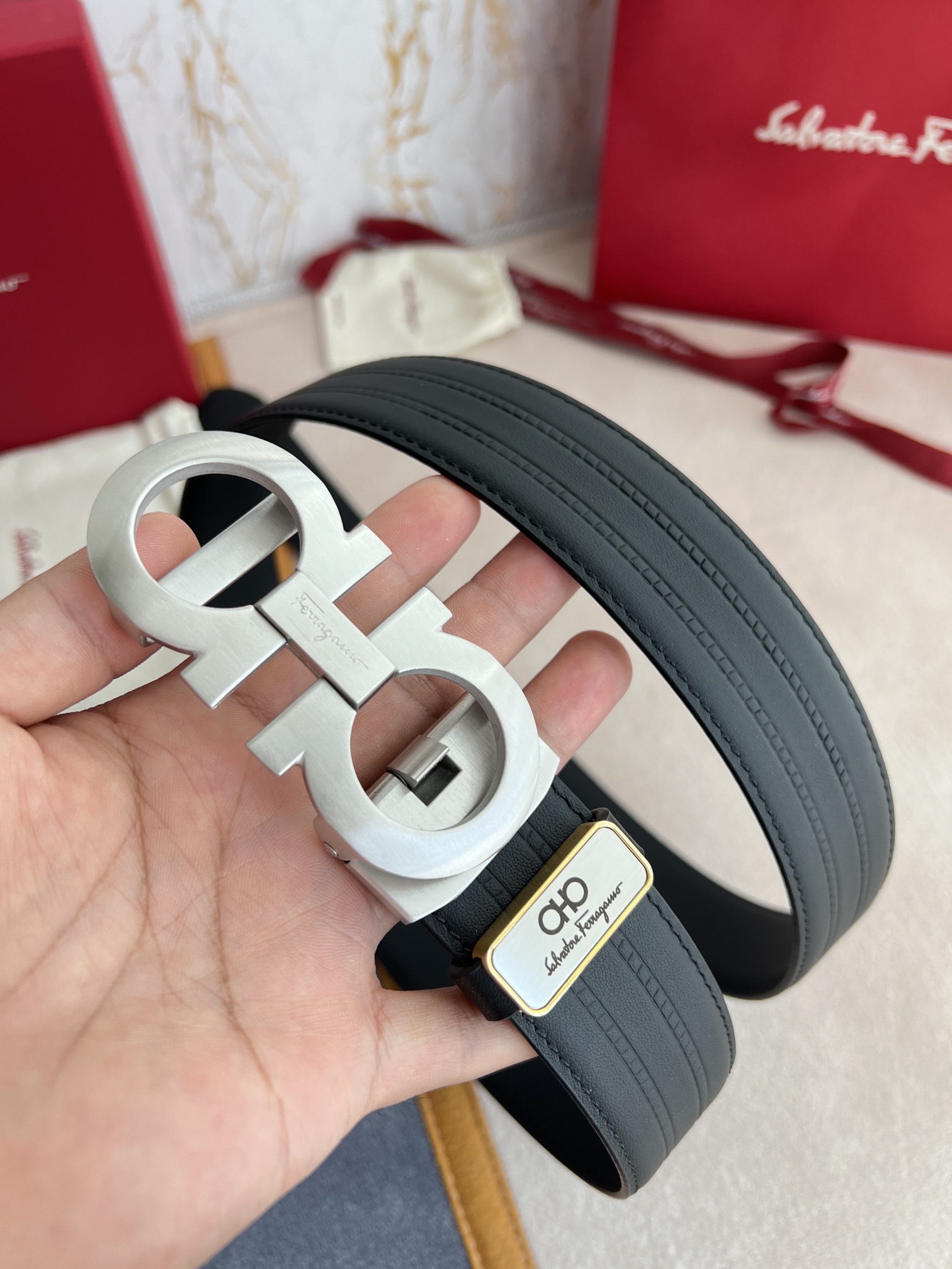 品名Ferrgamo..菲拉格慕腰带