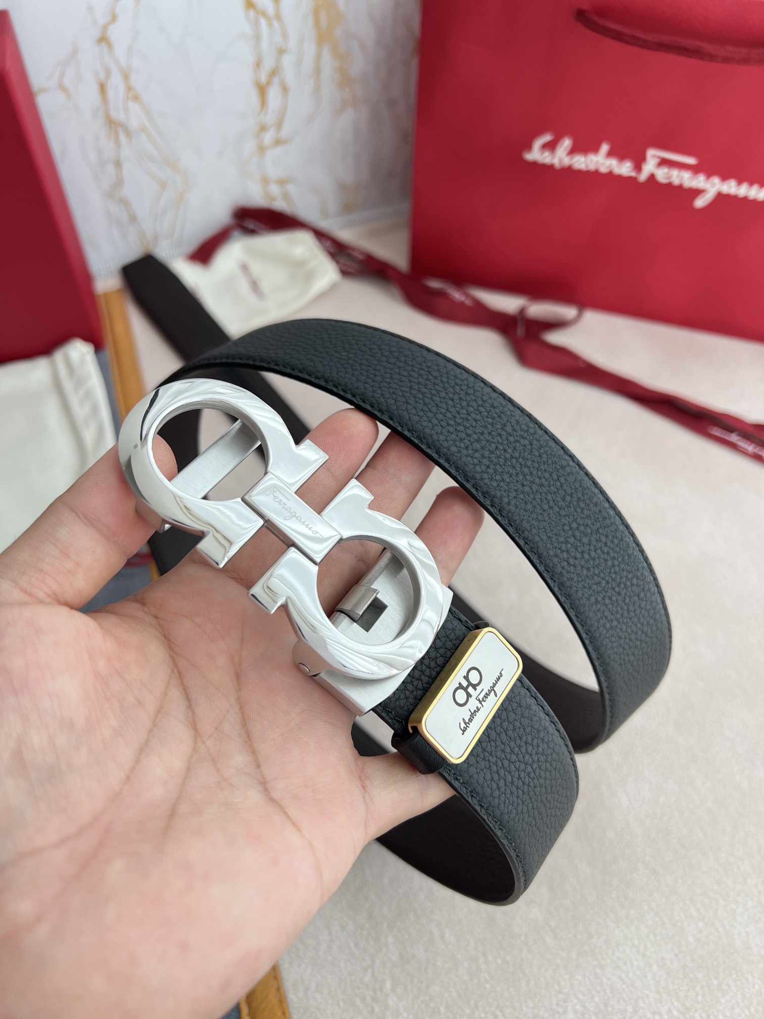 品名Ferrgamo..菲拉格慕腰带