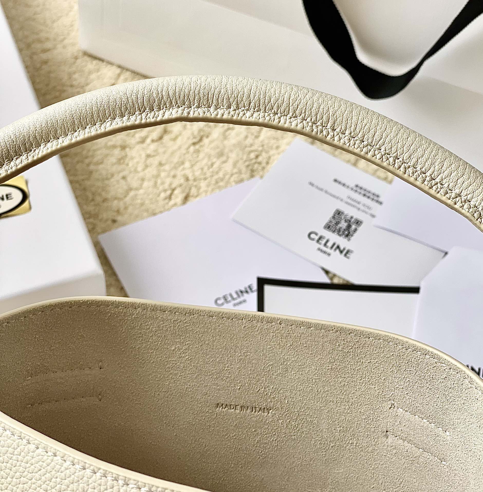 CELINE赛琳进口原版荔枝纹牛皮水桶包189750