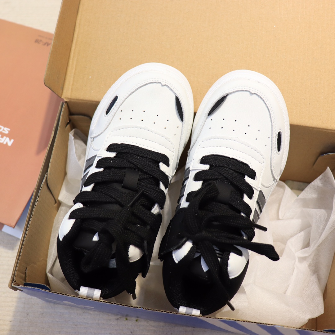 图片[2]-AD超软儿童高帮童鞋 超级无敌软糯的高帮童鞋👇👇 清新养眼运动风，高帮搭配起来就是一个时髦洋气这双你们都去买啊，是真的够好穿💥-选品中心