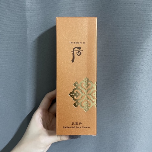 The History of Whoo Radiant Soft Foam Cleanser - Gentle & Hydrating, 150ml 1 The History of Whoo Radiant Soft Foam Cleanser - Gentle & Hydrating, 150ml