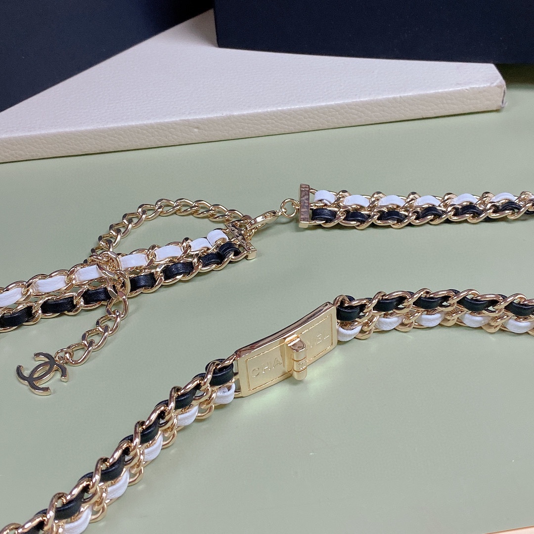 -chanel 金属 小羊皮与小牛皮 金色金属、黑与白  精致腰链  链长93cm
链身75. 尾链18
