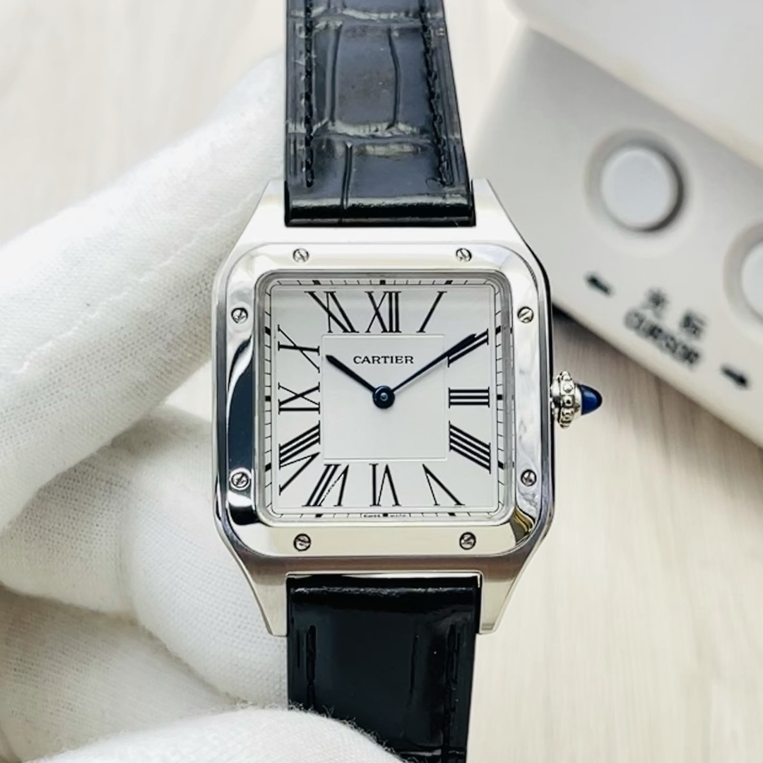 Cartier Arriba
 Reloj Azul Universal para hombres y mujeres Escarcha P01100