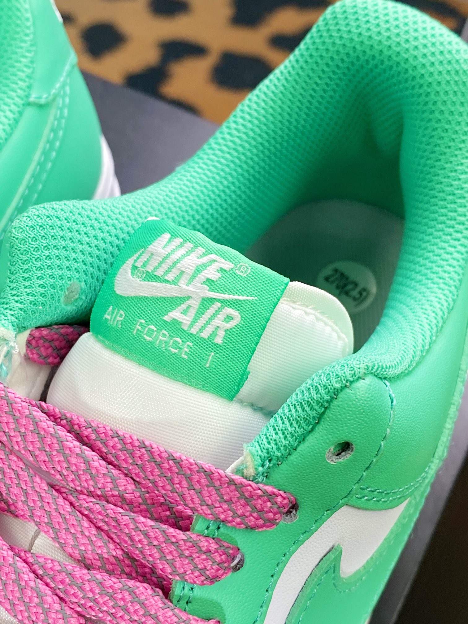 240 Air Force 1’07 LV8 Low”Dior Kaws”空军一号经典低帮百搭休闲运动板鞋“薄荷绿白迪奥XX小蜜蜂”BS8871-104