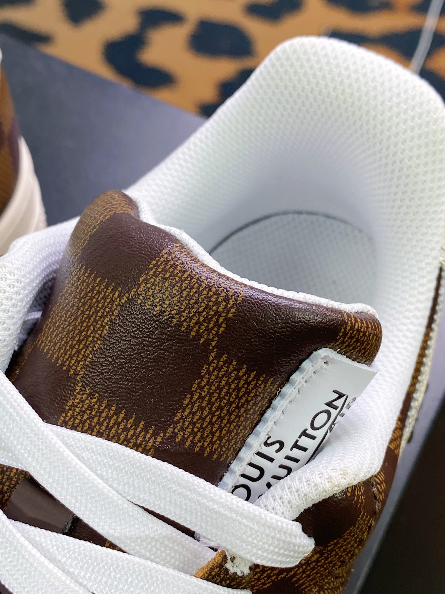 300 路易威登x Air Force 1'07 LV8 Low”Lemon /LV Monogram”空军一号系列低帮经典百搭休闲运动板鞋AEU3BM16M693-3308-8