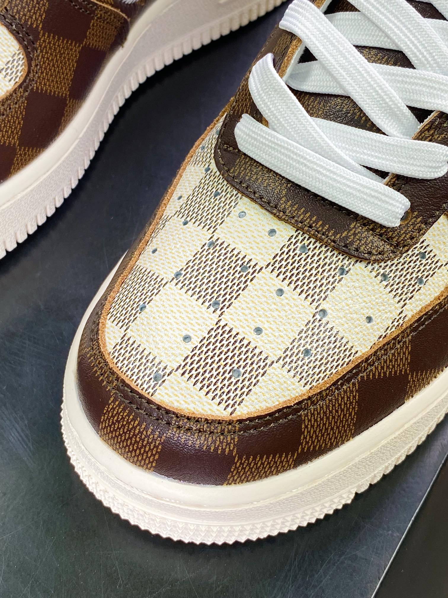 300 路易威登x Air Force 1'07 LV8 Low”Lemon /LV Monogram”空军一号系列低帮经典百搭休闲运动板鞋AEU3BM16M693-3308-8