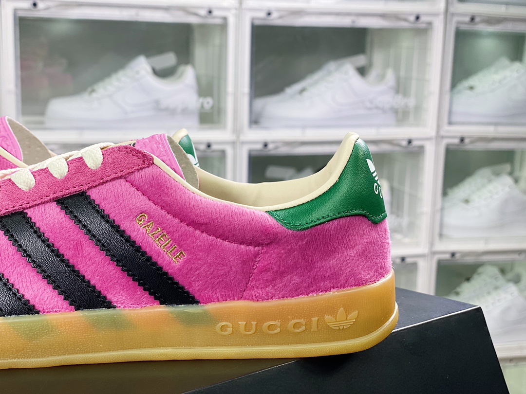 Originals Gazelle ”Esquisite Gucci” Antelope series low-top retro all-match casual sports shoes ”velvet pink green black” 707864 9STU0 5960