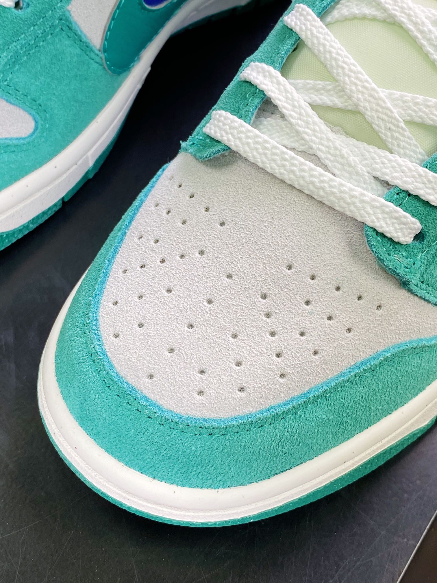 SB Dunk Low SE ”85 Green Blue” dunk series low top casual sports skateboard shoes ”suede sail white green blue double hook” DO9457-101