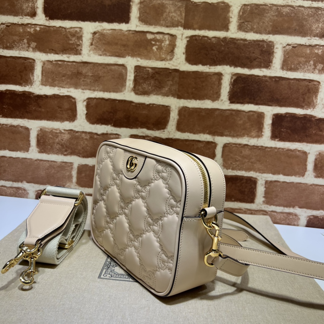 GUCCI古驰GG绗缝皮革肩背包702234