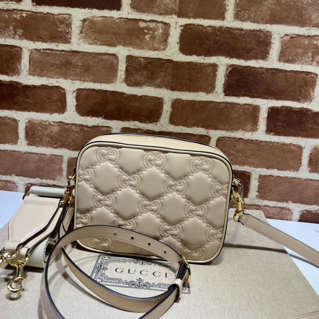 GUCCI古驰GG绗缝皮革肩背包702234