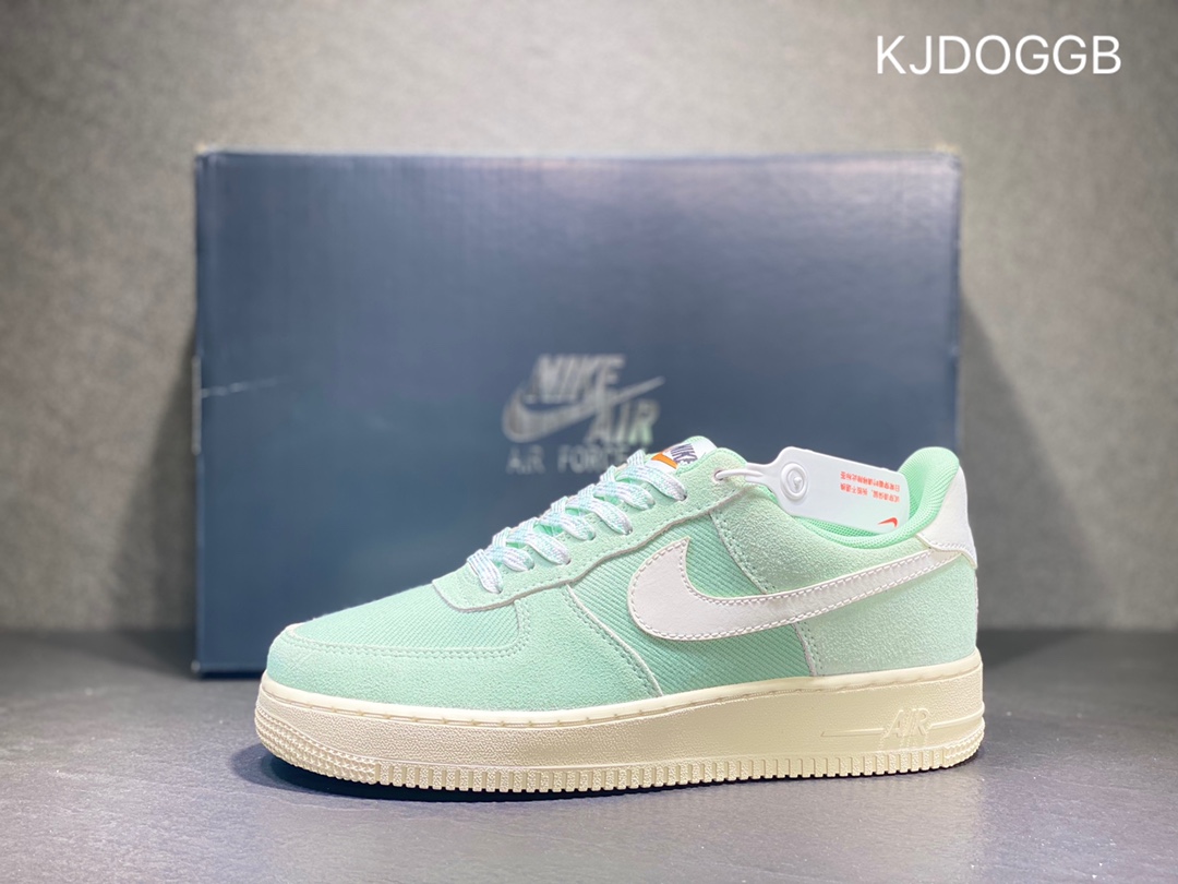 200 Nike Air Force 1 空军一号 DO9801-300