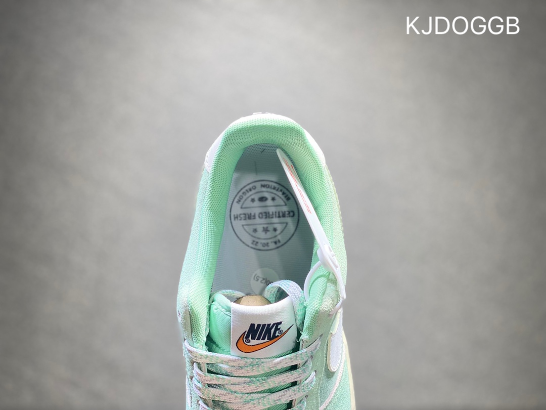 200 Nike Air Force 1 空军一号 DO9801-300
