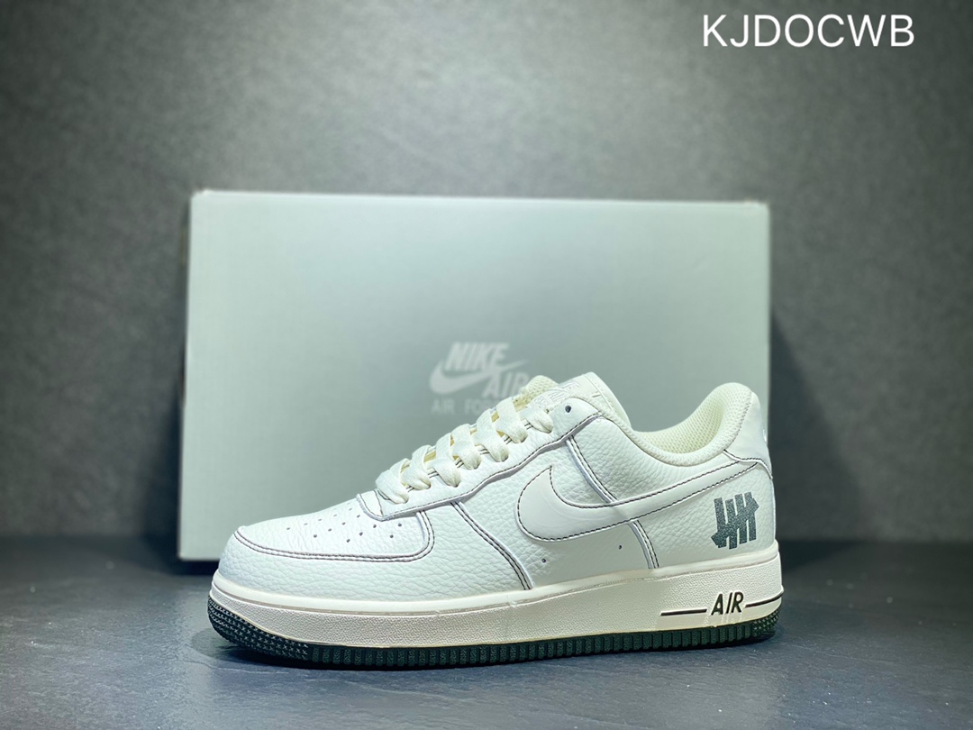 200 Nike Air Force 1 空军一号  DJ9942-828