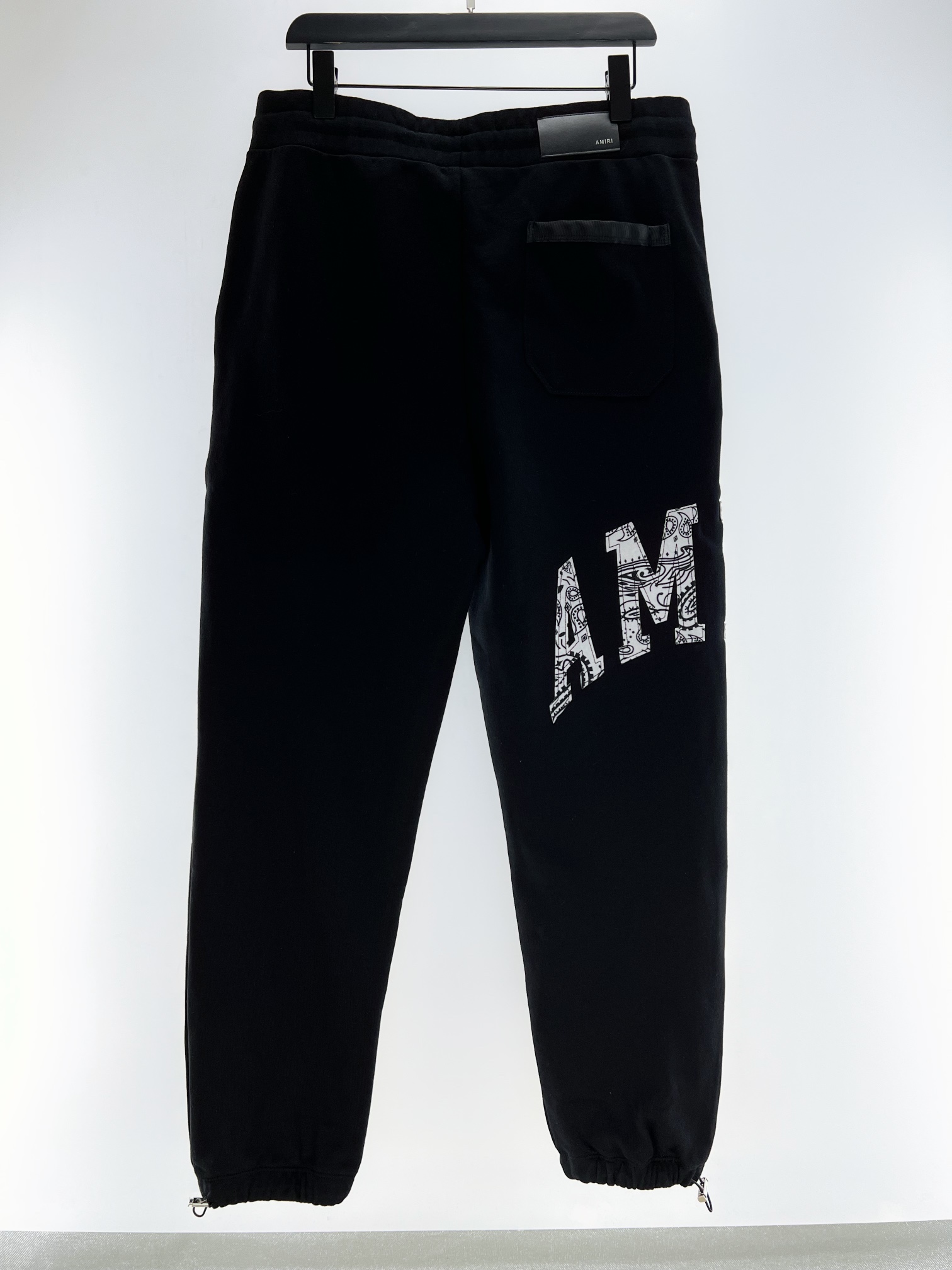 Amiri Men's Black Sweatpants with Drawstring and Printed Logo, sizes S-XL 2 i1662097393 4708 1