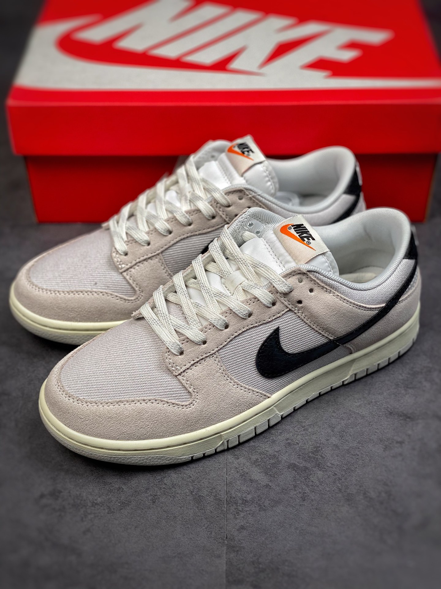 280 Nike SB Dunk Low ”Certified Fresh” 尘灰色DO9776-001
