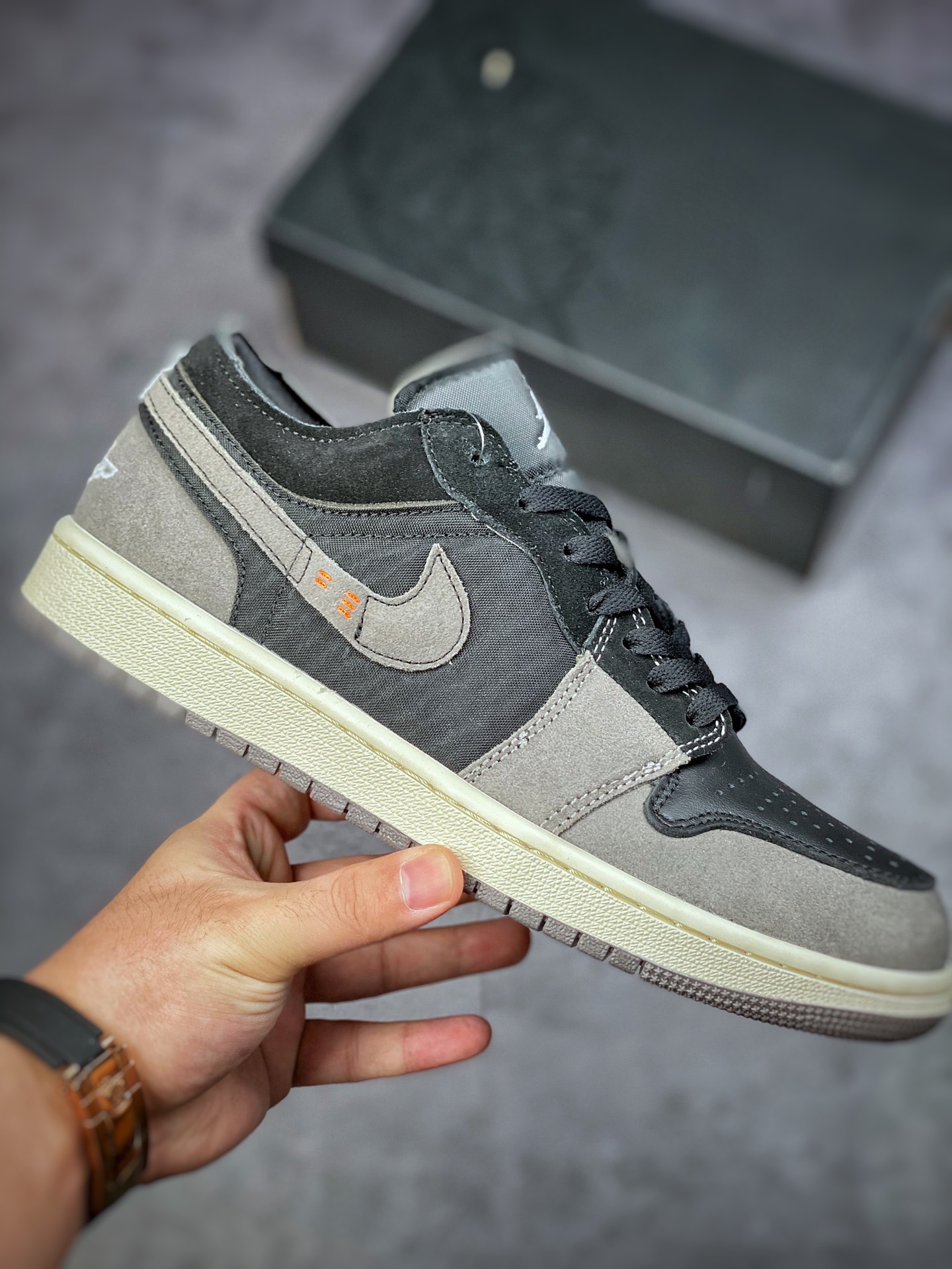 200 Air Jordan 1 Low 黑灰拼接 乔1休闲板鞋 DN1635-001