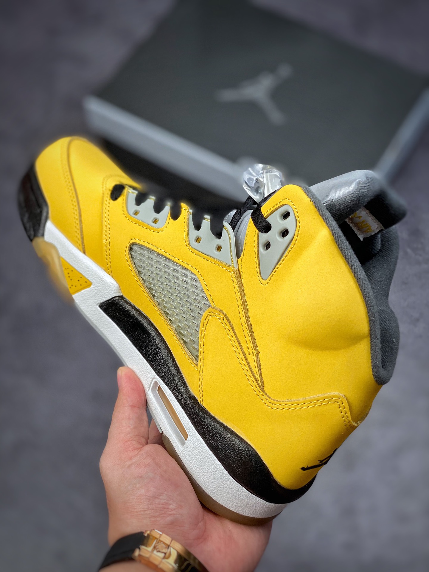 260 Air Jordan 5 Retro T23 黑黄东京 454783-701