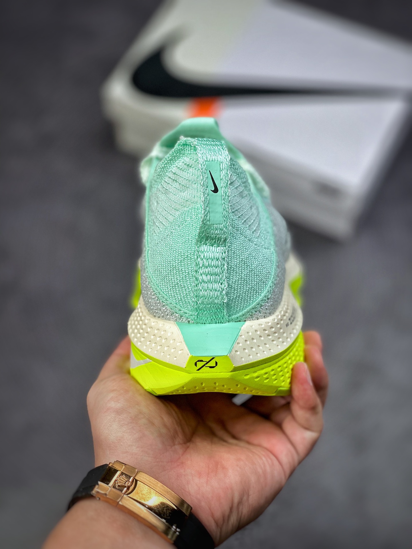 320 Nike Air Zoom Alphafly NEXT% 2 Proto 马拉松3.0高性能跑鞋/白绿 薄荷绿DV9422-300