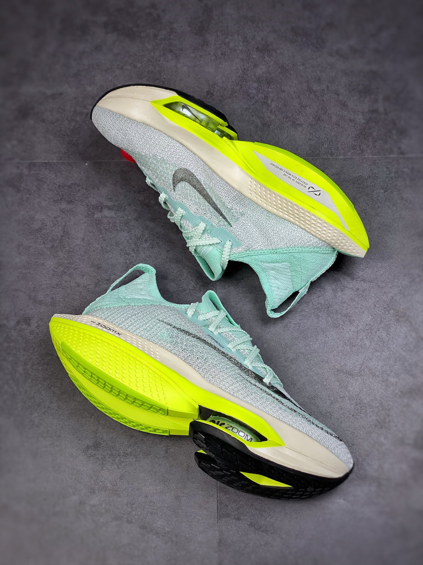 320 Nike Air Zoom Alphafly NEXT% 2 Proto 马拉松3.0高性能跑鞋/白绿 薄荷绿DV9422-300