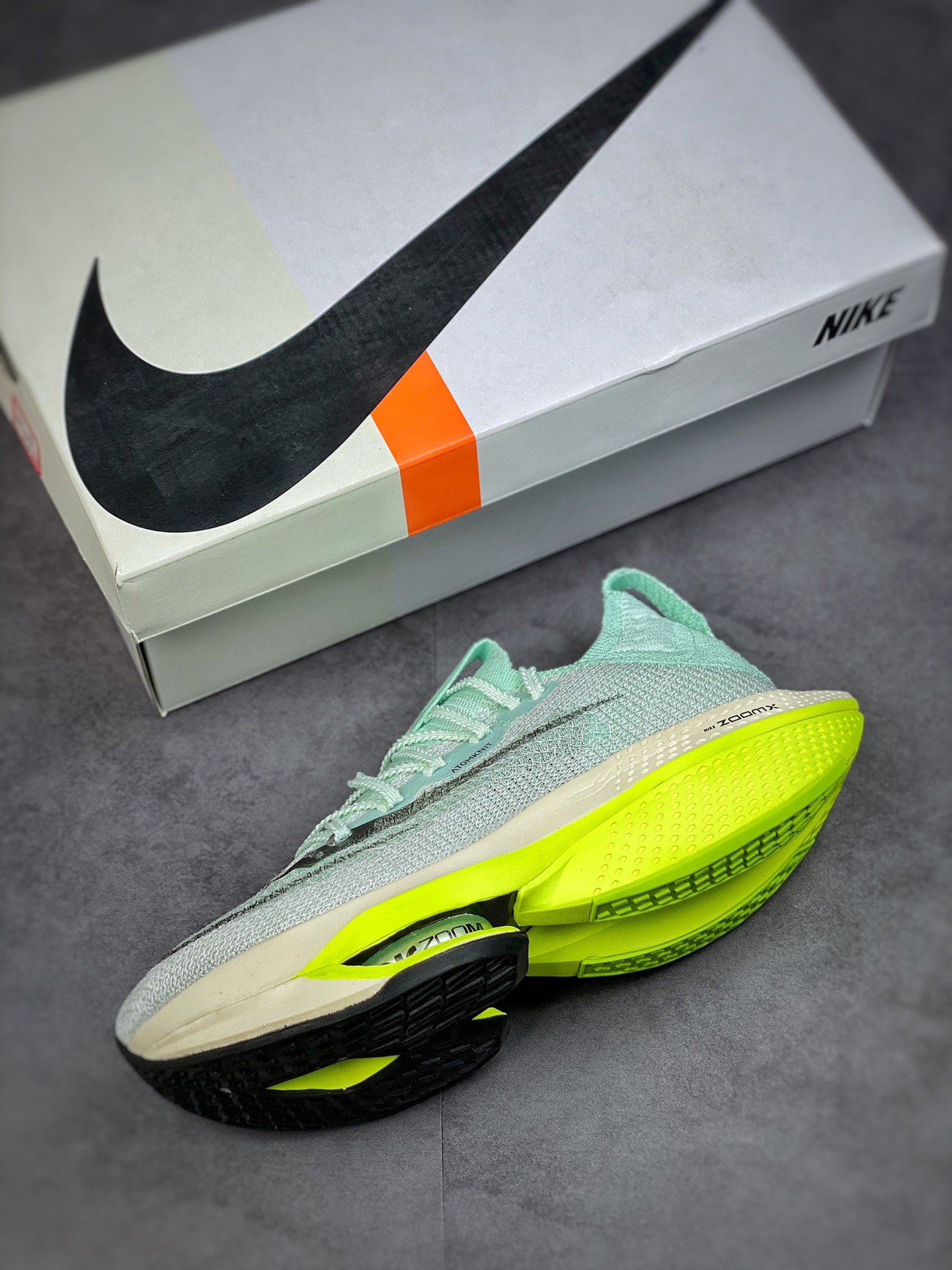 320 Nike Air Zoom Alphafly NEXT% 2 Proto 马拉松3.0高性能跑鞋/白绿 薄荷绿DV9422-300