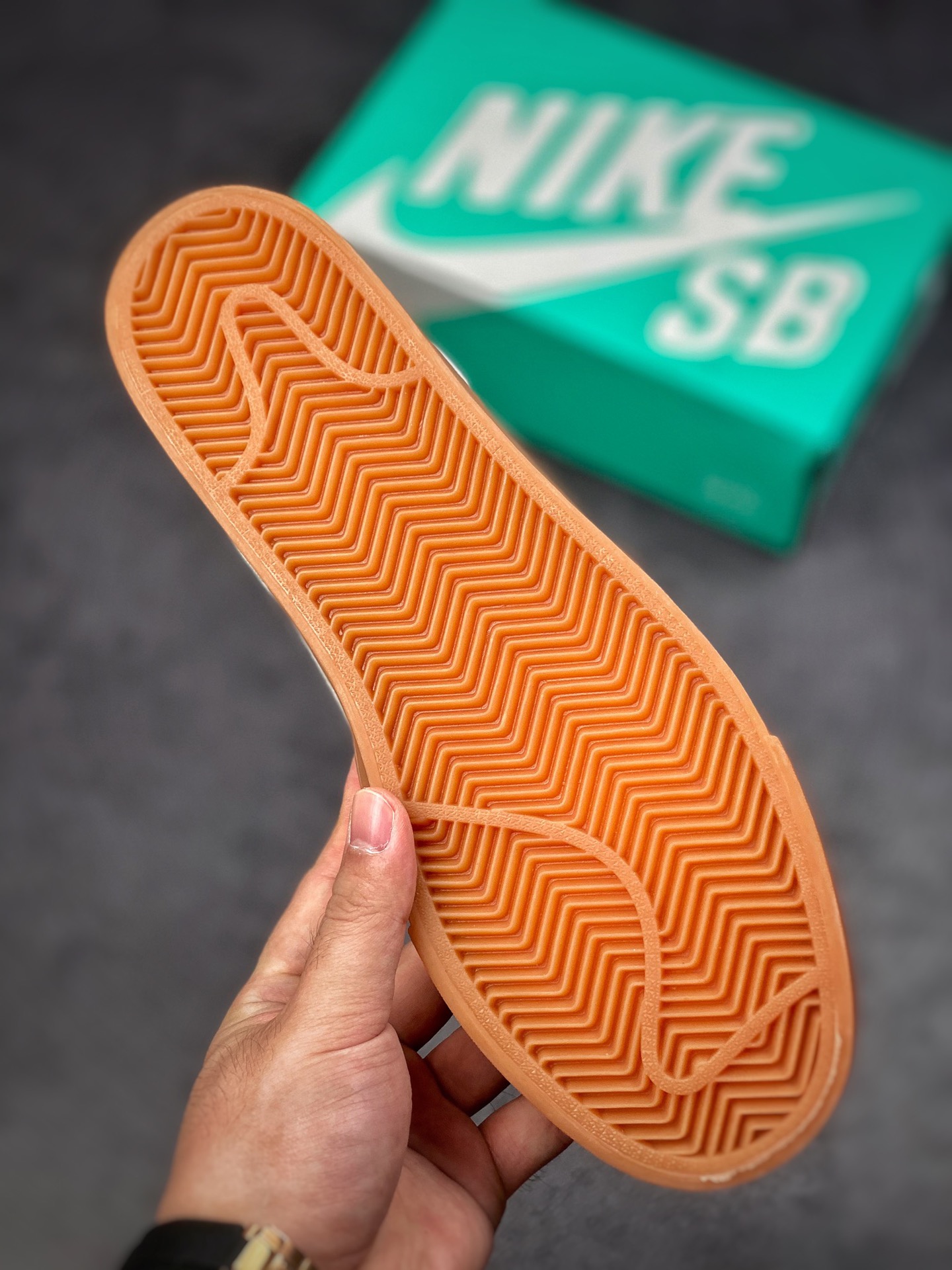 170 Nike SB Portmore II Solar CNVS 633014-006