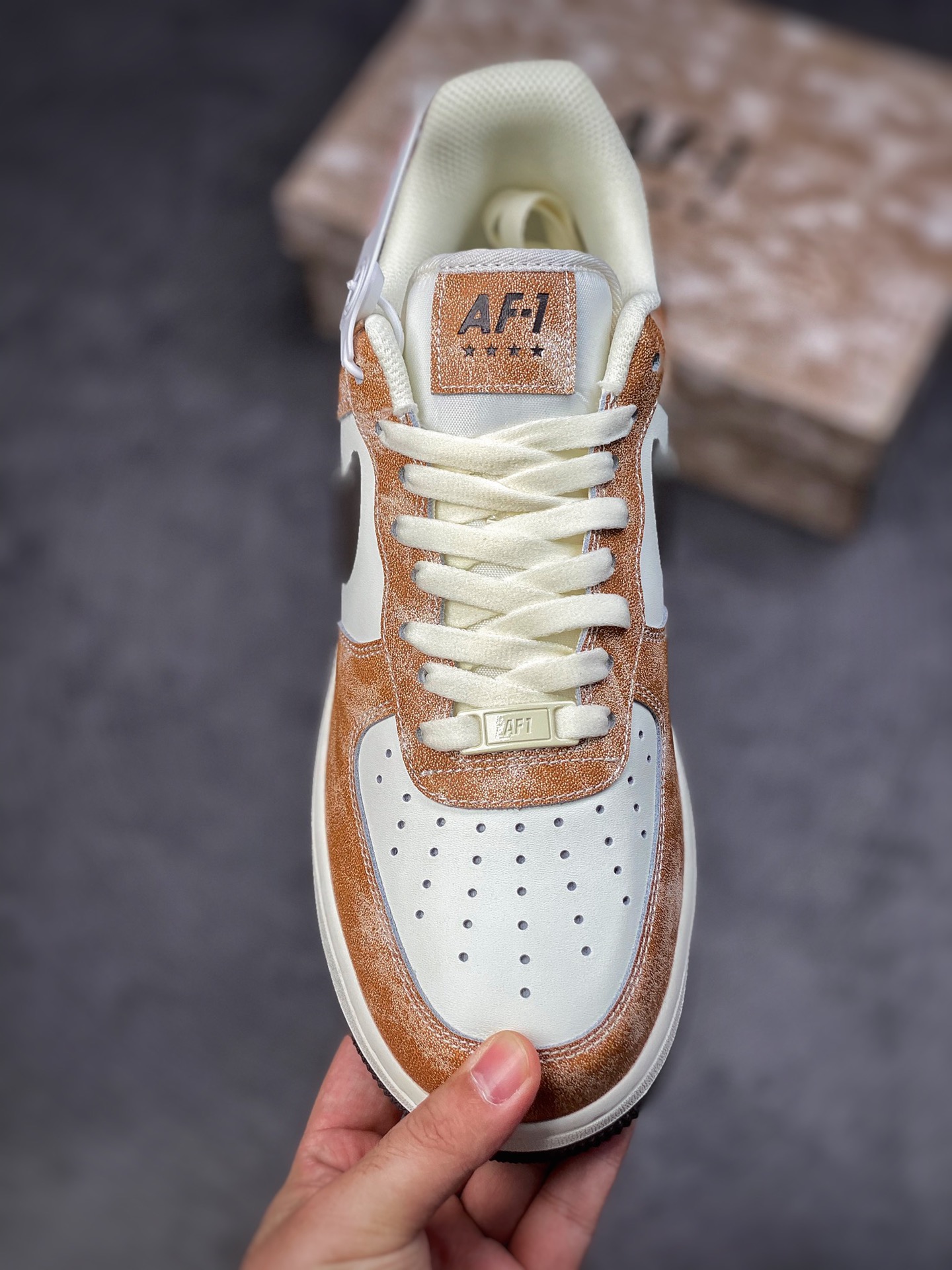 240 Nike Air Force 1 Low 07 火星岩石 BX5815-536