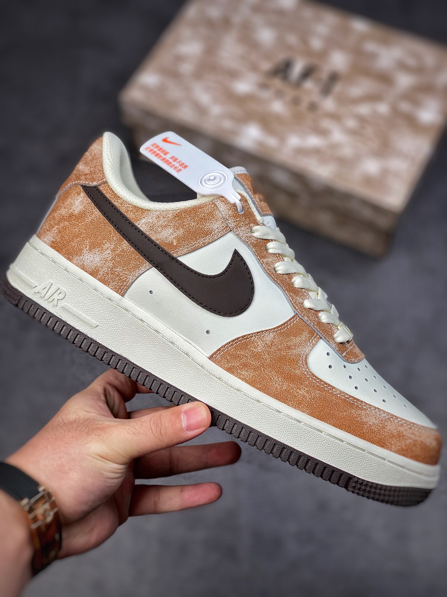 240 Nike Air Force 1 Low 07 火星岩石 BX5815-536