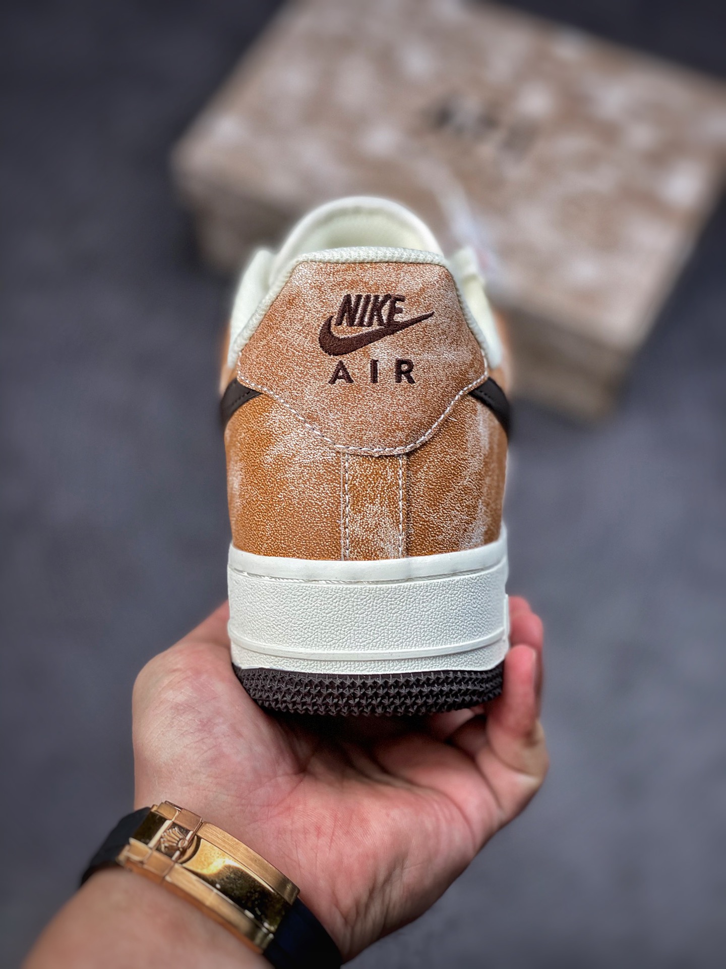240 Nike Air Force 1 Low 07 火星岩石 BX5815-536